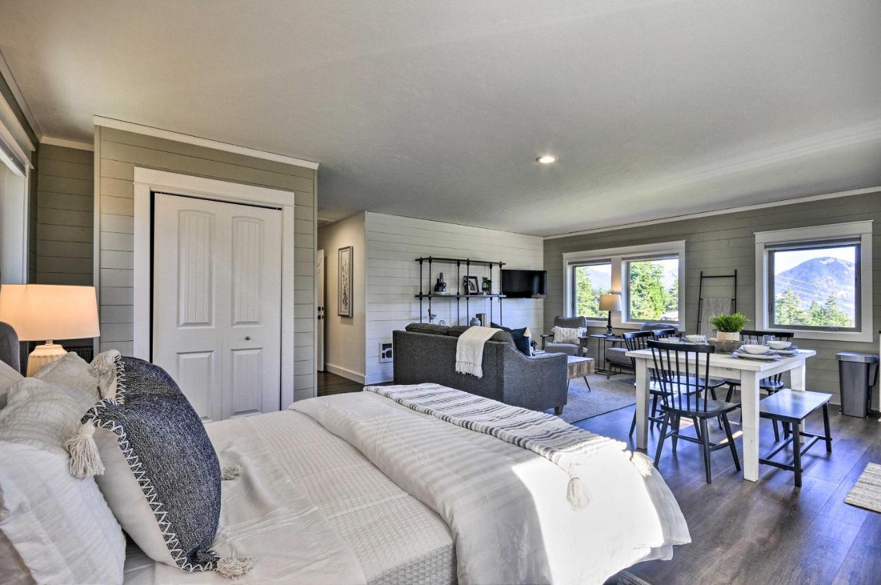 Scenic Studio With Loft And View Of The Columbia River Carson Exteriör bild